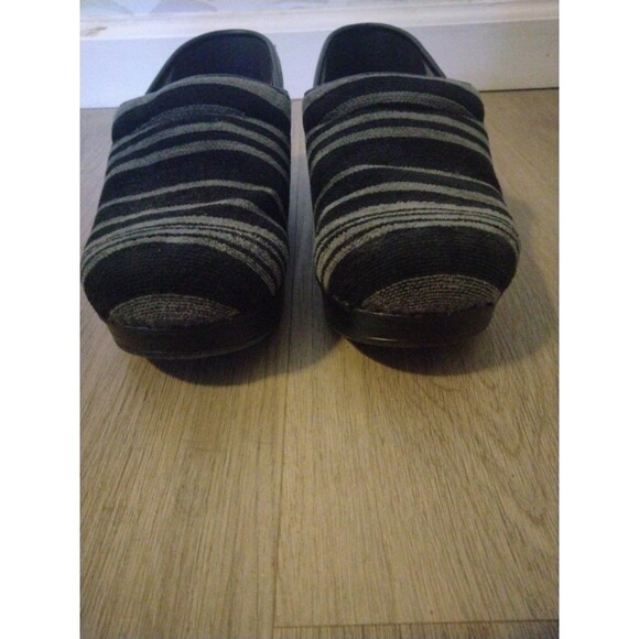 Dansko Vegan Black Gray Striped Slip On Clogs Women's Size 37 EU 6.5-7 US Boho - Picture 5 of 7